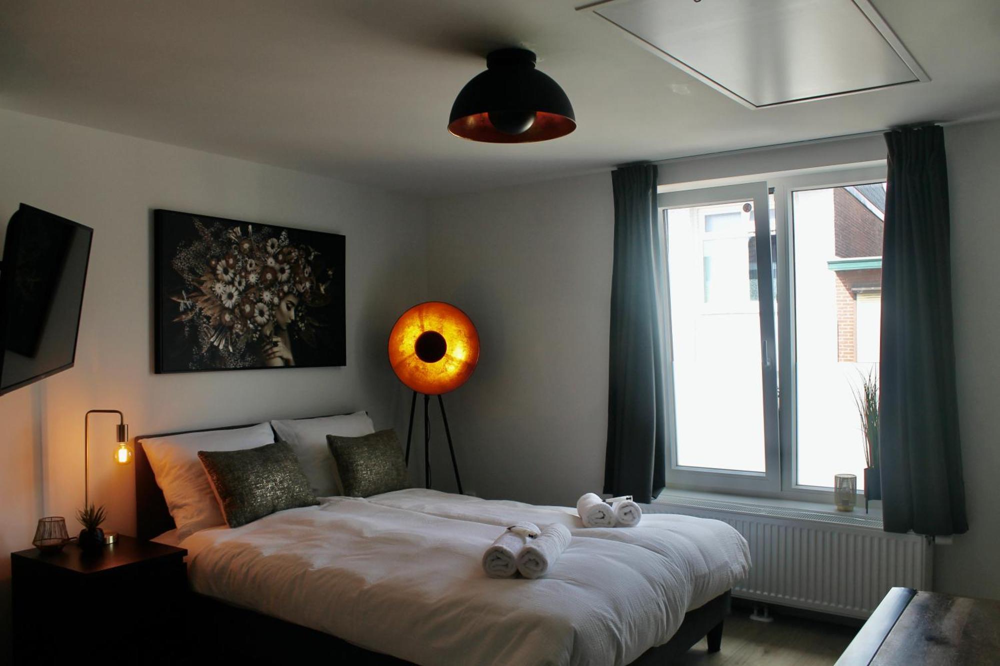 B&K Urban City Suites ติลเบิร์ก ภายนอก รูปภาพ