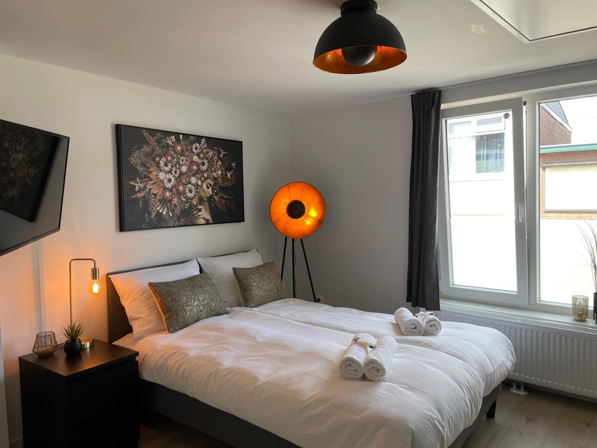 B&K Urban City Suites ติลเบิร์ก ภายนอก รูปภาพ
