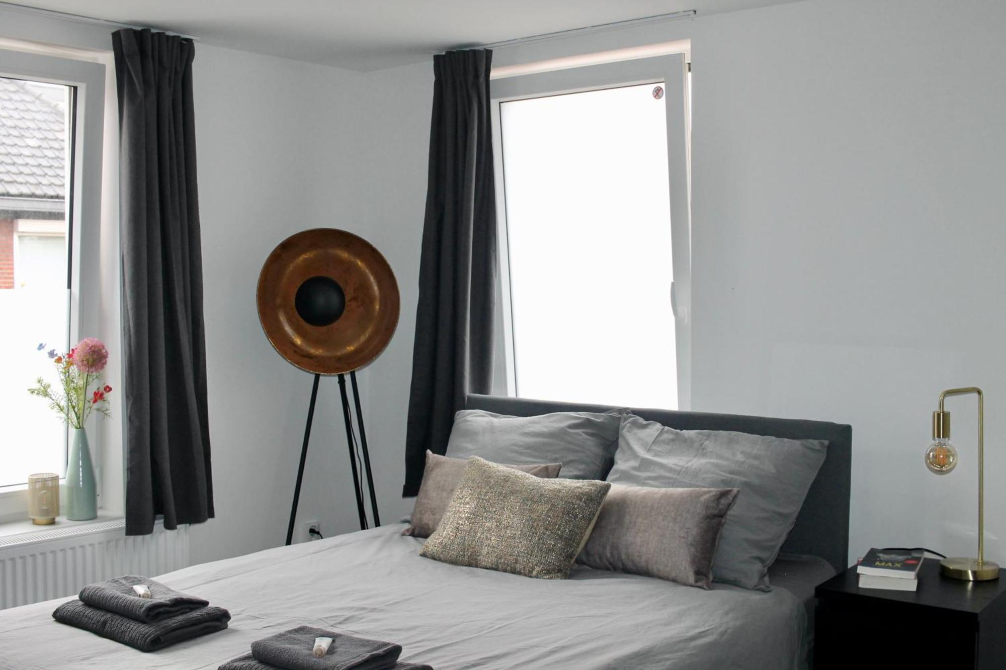 B&K Urban City Suites ติลเบิร์ก ภายนอก รูปภาพ
