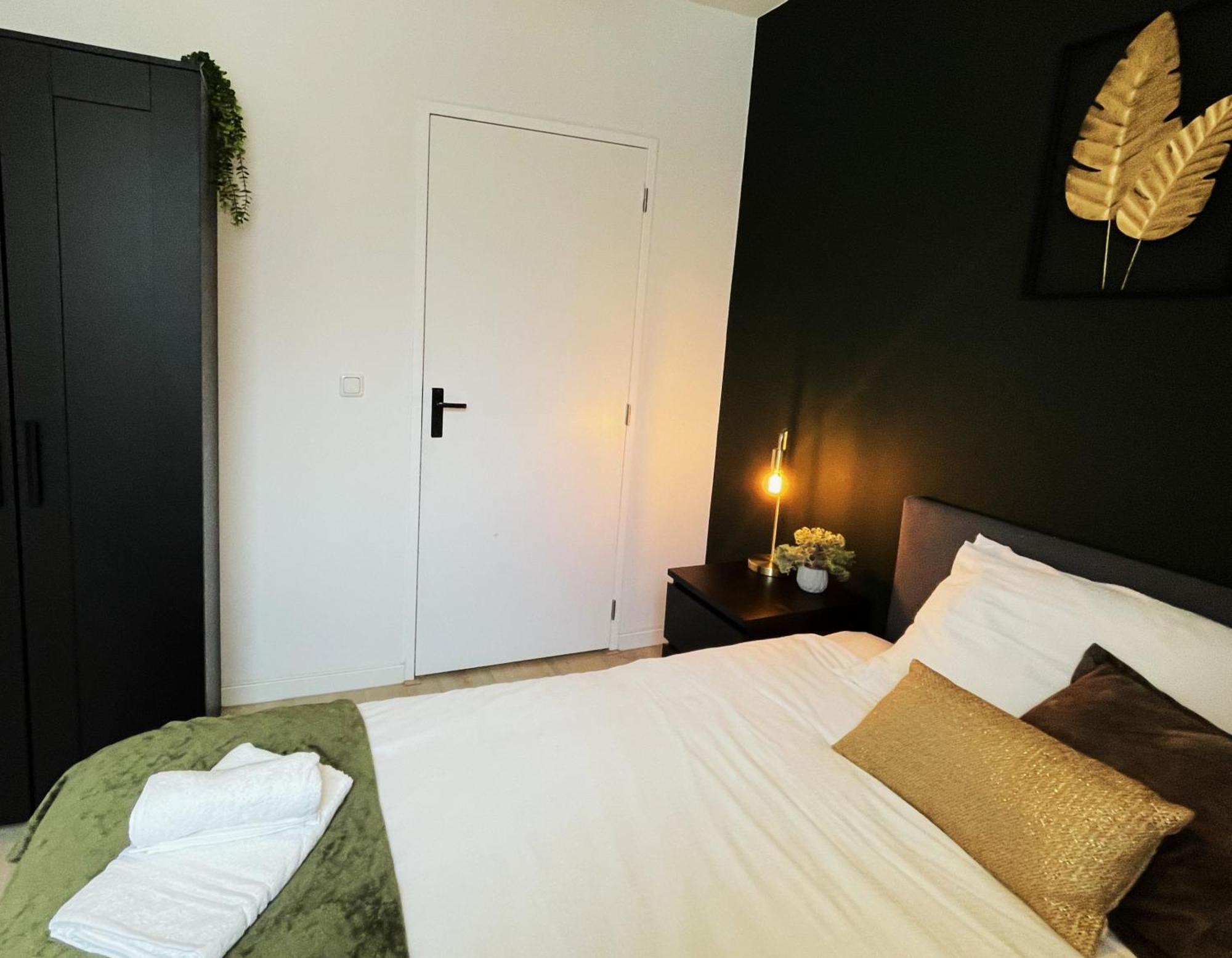 B&K Urban City Suites ติลเบิร์ก ภายนอก รูปภาพ