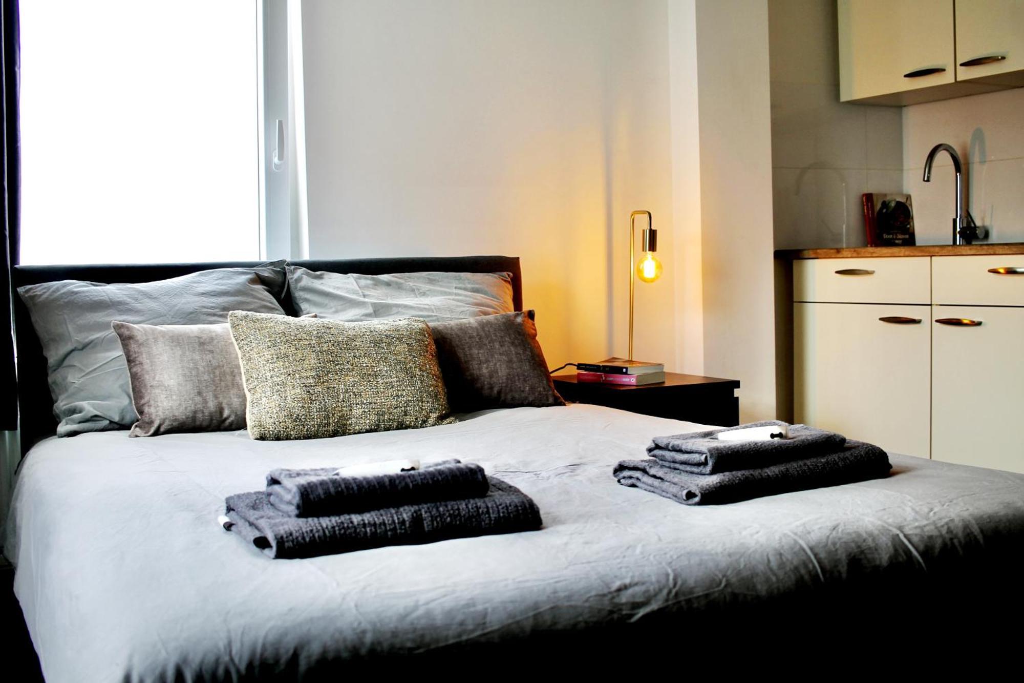 B&K Urban City Suites ติลเบิร์ก ภายนอก รูปภาพ